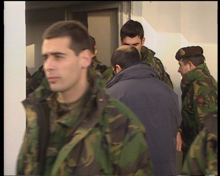 Militares portugueses partem para a Bósnia