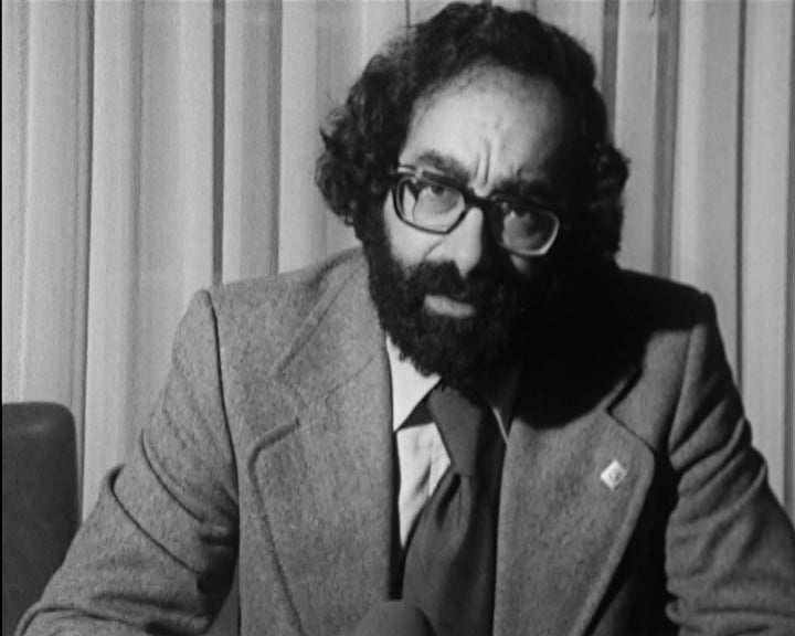 Conferência de imprensa de Sousa Santos