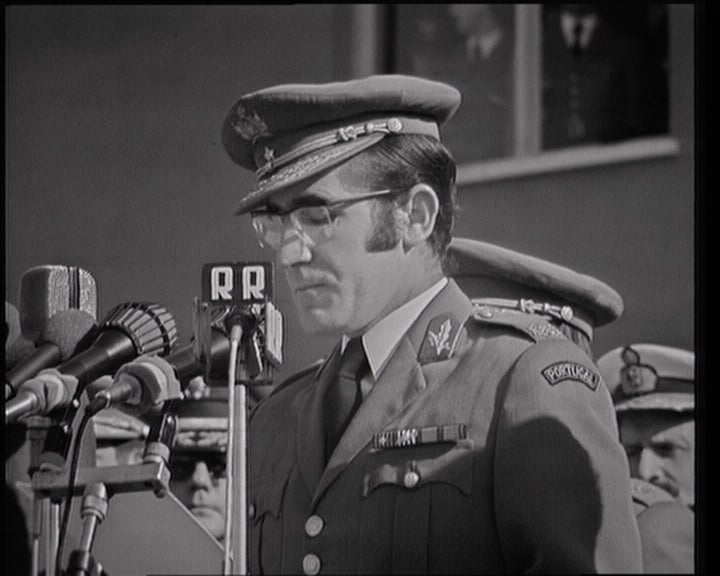 25 de Novembro: um ano depois (COMEMORAÇÃO)