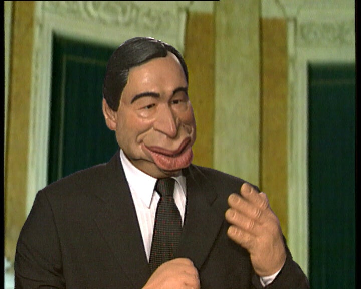 A Demissão de Favores e Cunha