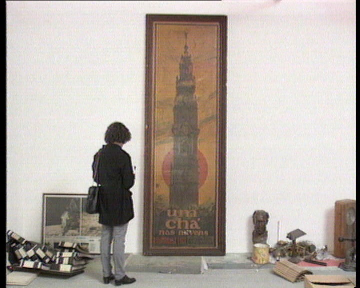 Espólio de cartazes antigos para venda