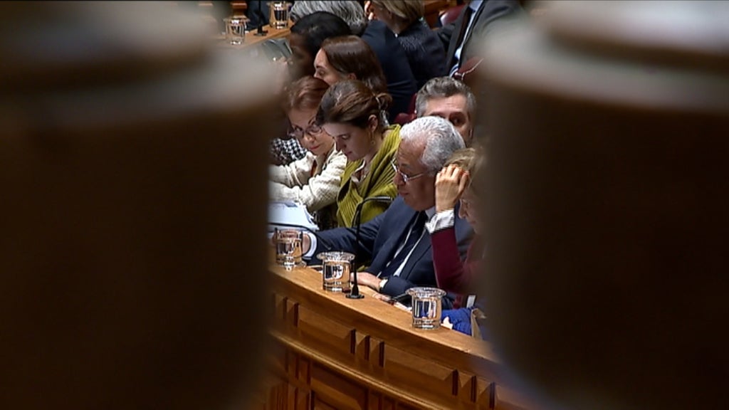 Debate quinzenal na AR