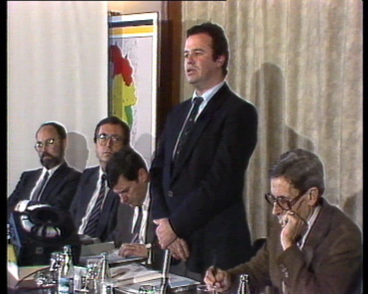 Macário Correia visita Loures