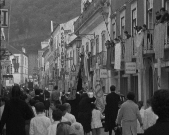 Cortejo de oferendas em Tomar