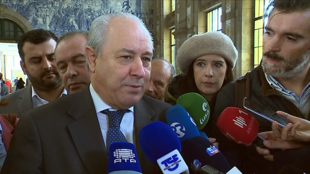 Rui Rio critica o governo