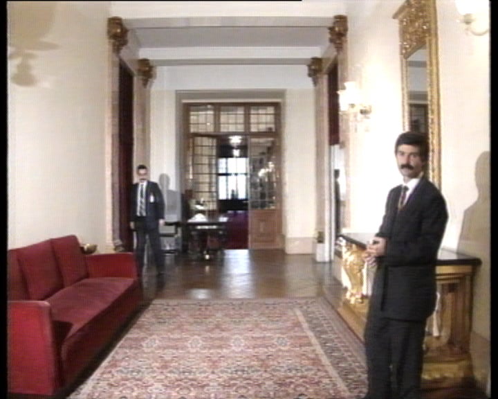 Boicote informativo ao Parlamento