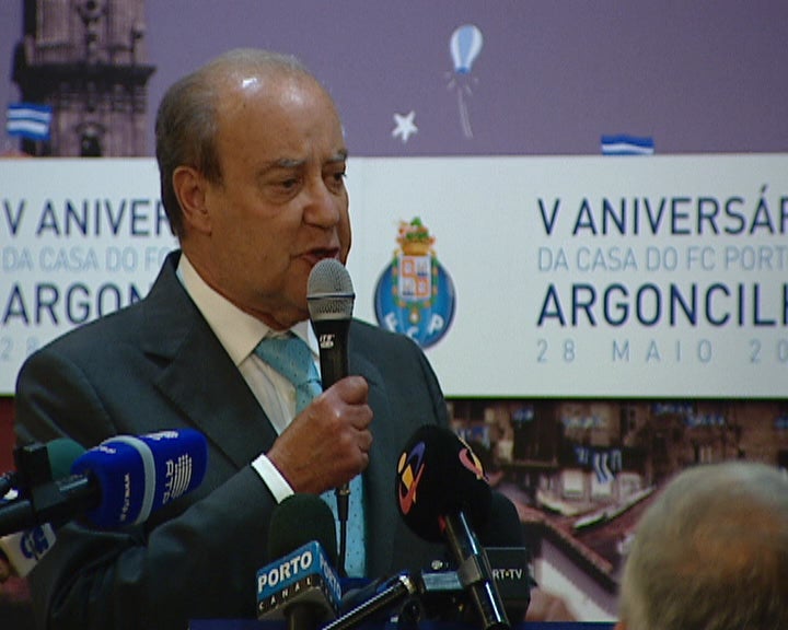 Pinto da Costa inaugura Casa do FC Porto em Argoncilhe