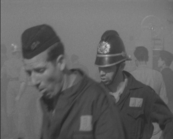 Incêndio em unidade fabril no Seixal