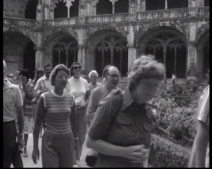 Turistas estrangeiros visitam Lisboa