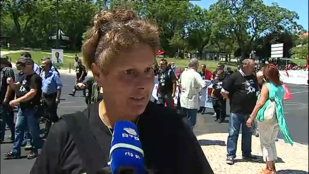 Trabalhadores da PT em marcha lenta