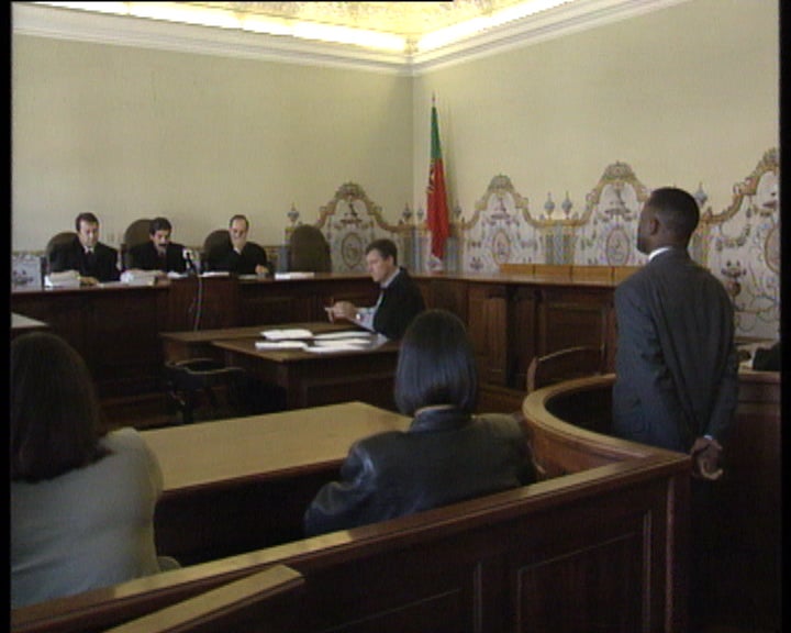 Julgamento por tráfico de droga