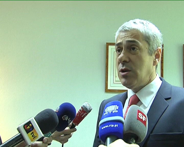 Sócrates sobre adopção por casais homossexuais