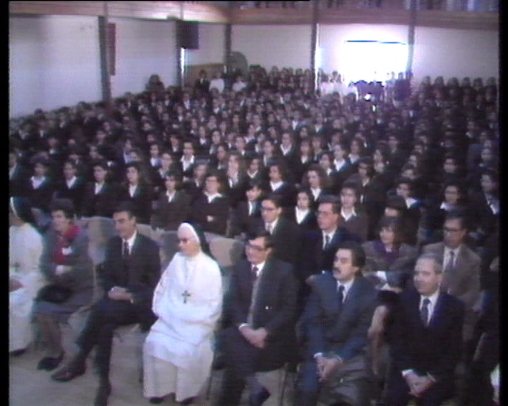 Cavaco Silva visita colégio de Sintra