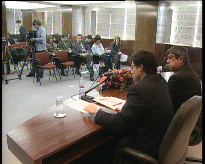 Governo apresenta medidas para formação profissional