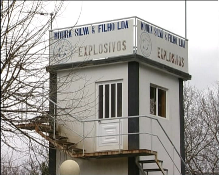 Explosao numa fábrica de pirotecnia na Póvoa do Lanhoso