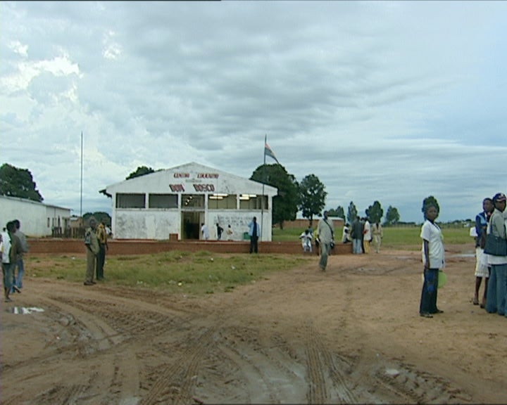 Angola, soldados sem guerra