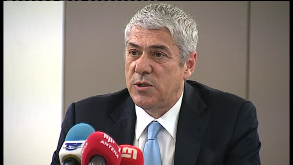 José Sócrates processa o Estado Português