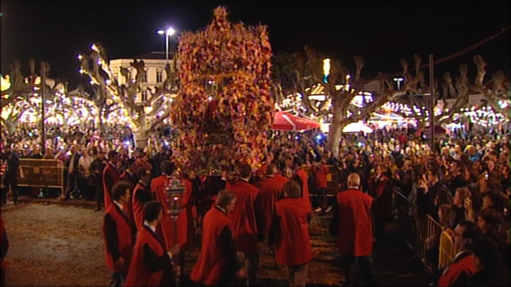 Procissão da vigília nas festas do Senhor Santo Cristo