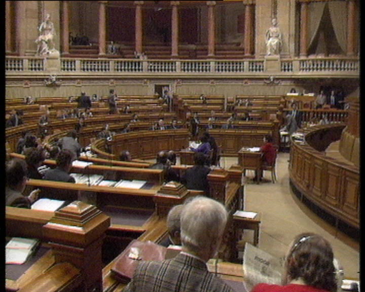 Oposição crítica a remodelação do Governo