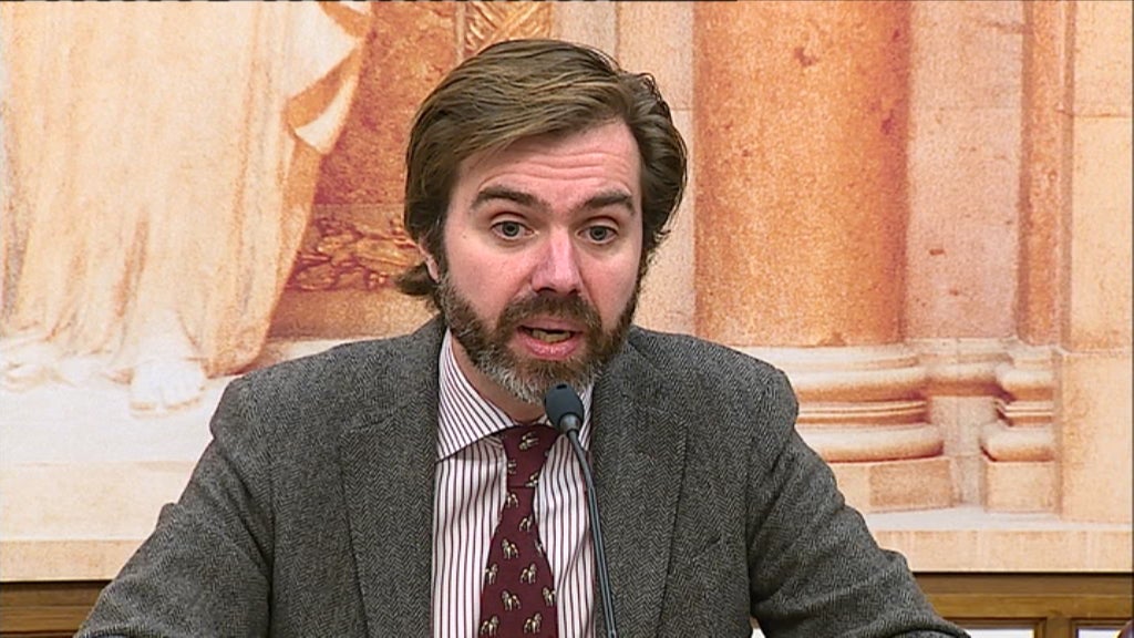 João Almeida quer explicações do Governo sobre a “Raríssimas”