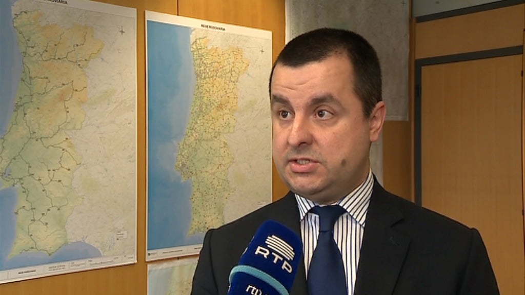 Linhas férreas em mau estado