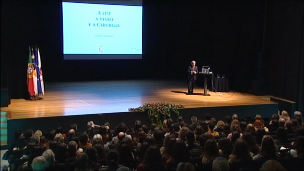 Exposição e conferência “Visões” de António Travassos