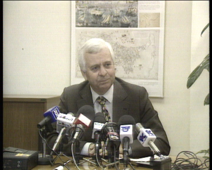 Conferência de imprensa de Eduardo Catroga