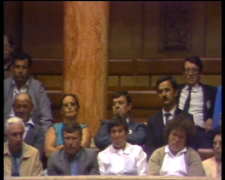 Reacções à dissolução da AR