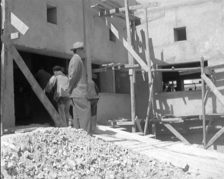 Construção do Emissor da Radiotelevisão Portuguesa em Monsanto