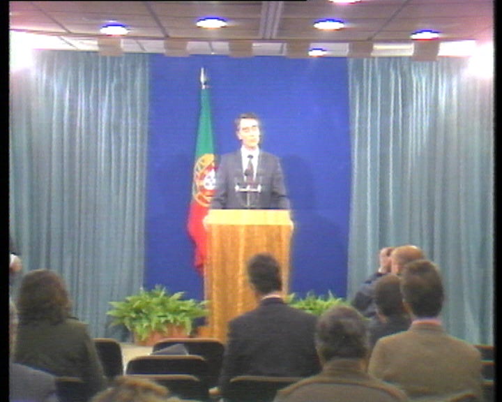 Cavaco Silva anuncia proposta para nova lei de Televisão