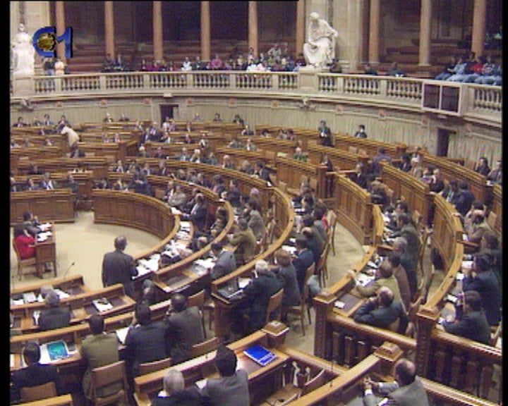 Sessão parlamentar sobre economia