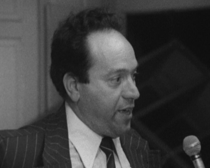 Destruição de sede do Partido Liberal