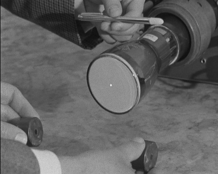 Eletrões em campos elétricos e magnéticos