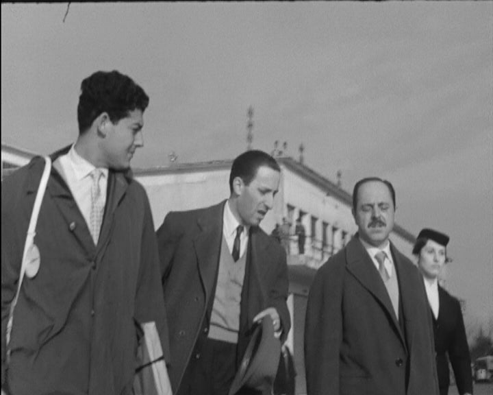 Chegada dos jornalista que acompanharam Teotónio Pereira