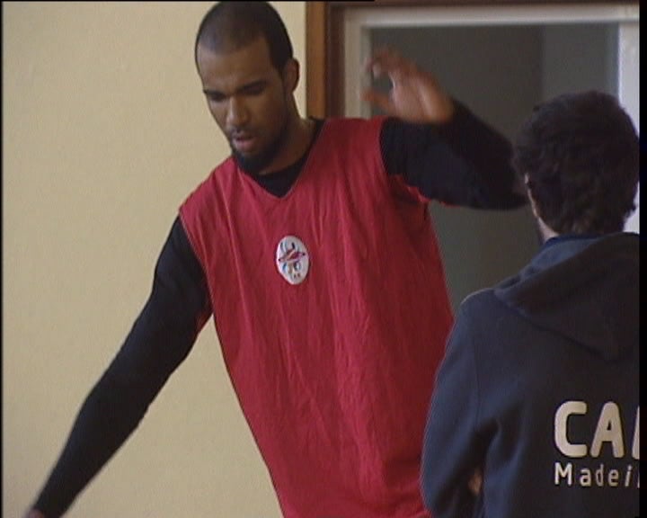 Basquetebol: treino do CAB Madeira