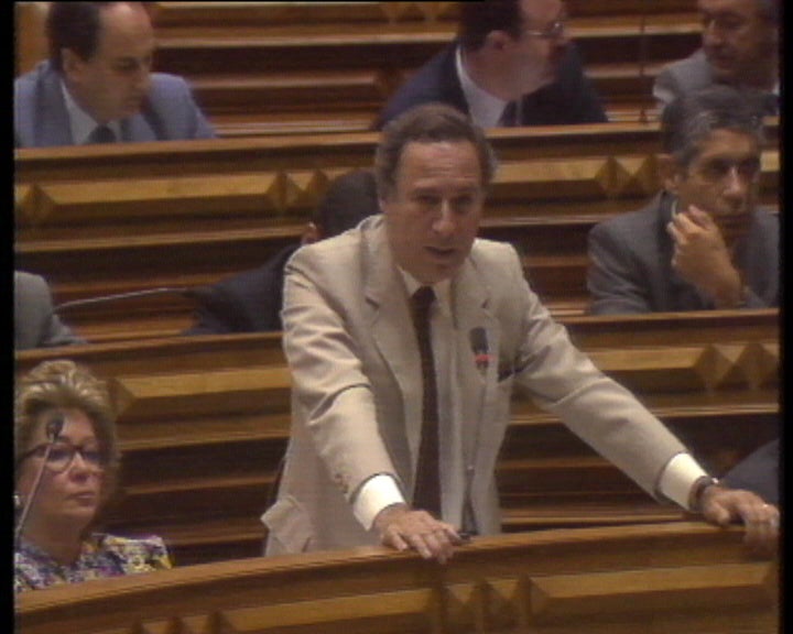 Debate sobre o Estatuto da Madeira e dos Açores