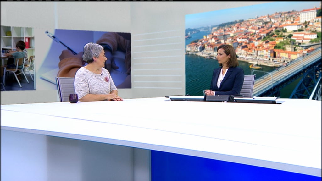 Críticas à política do Ensino e Educação