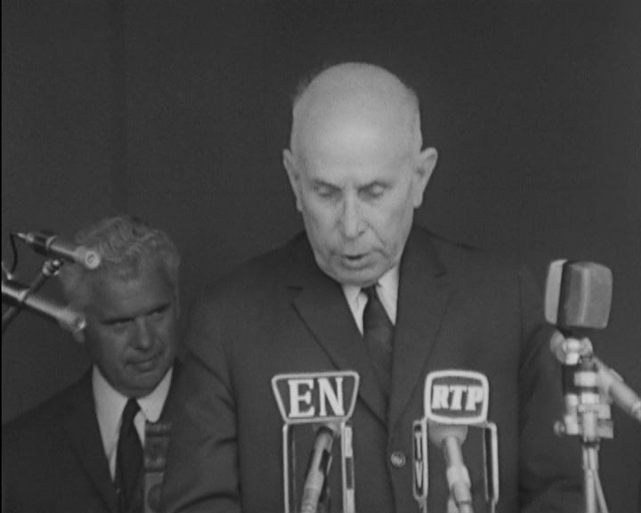 Visita de Américo Tomás a Sines