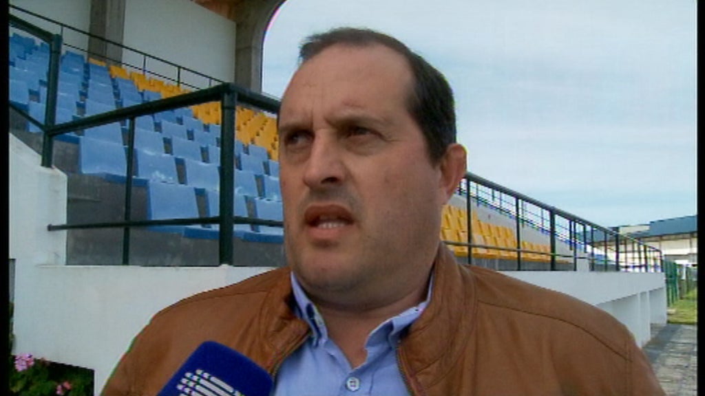 Futebol: Reação ao jogo Marítimo Graciosa vs Vilanovense