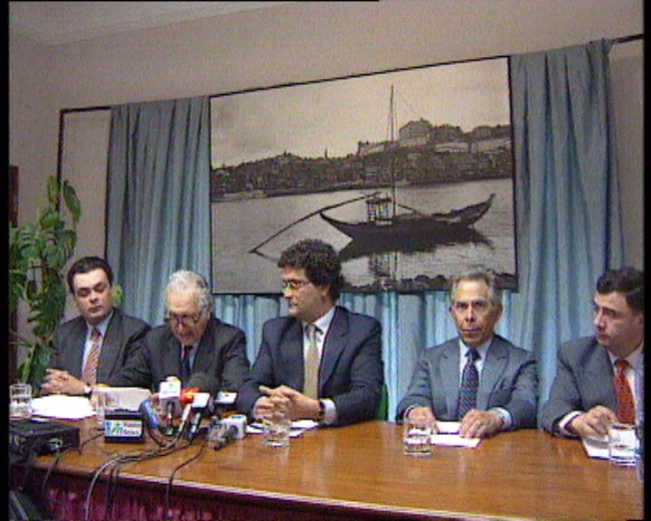 Reações das distritais do PSD