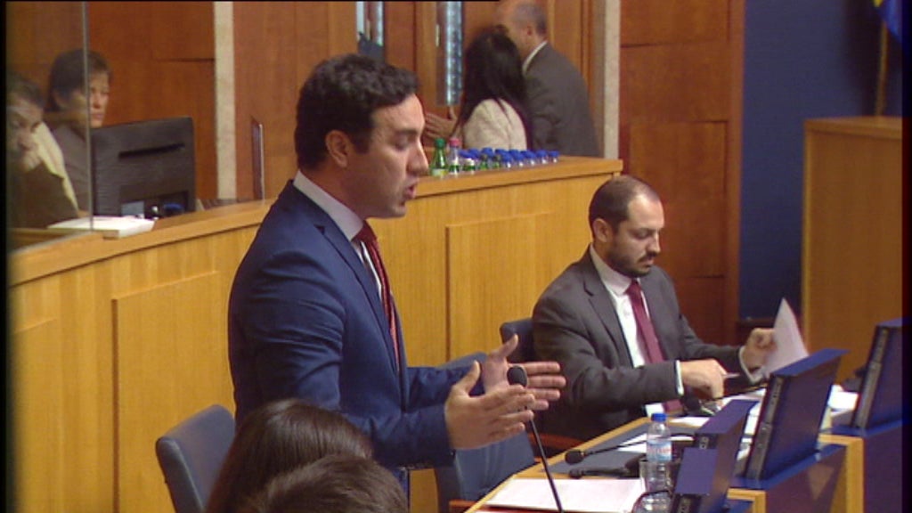 Sessão na Assembleia Legislativa da Madeira