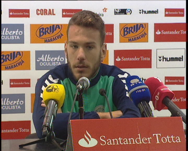 Futebol: treino do Nacional