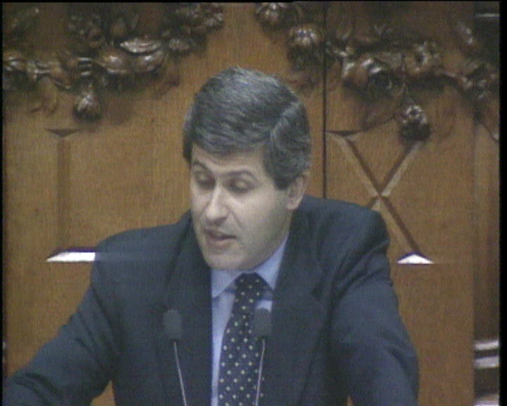 Criação de fundo para as vitimas das cheias