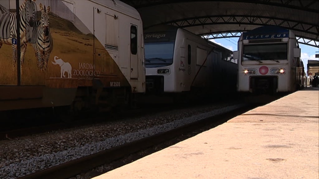 Aumento de passageiros no comboio da Ponte 25 de Abril