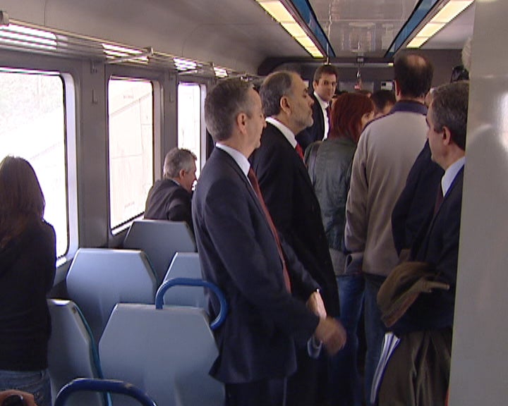 Sócrates inaugura ramal ferroviário do porto de Aveiro