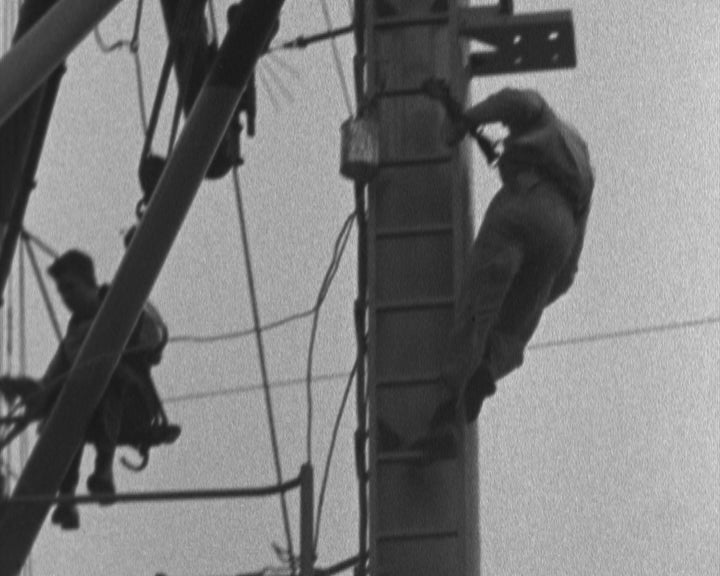 Navio de guerra dos EUA em Lisboa