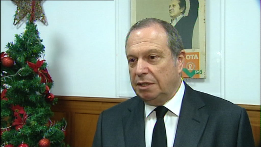 Reação de Carlos César à morte de Mário Soares