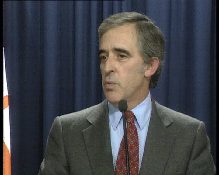 Mário Soares veta Lei da Imprensa