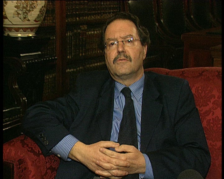 Reportagem sobre o Ateneu Comercial do Porto