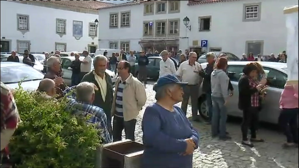 Manifestação contra o fecho de balcão da CGD